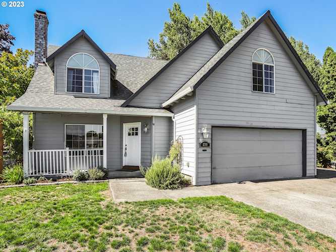 2505 SW Augusta DR Beaverton, OR 97003