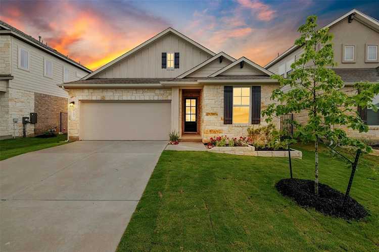 151 Alicante LN Liberty Hill, TX 78642