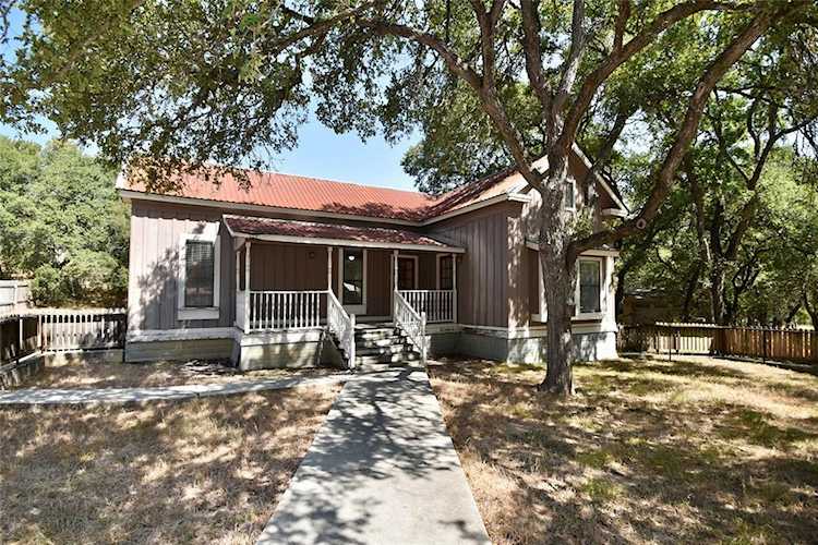 206 Yale ST San Marcos, TX 78666
