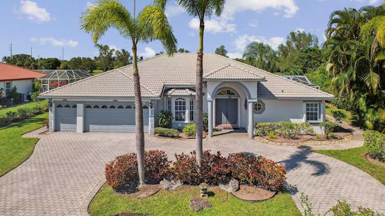 4835 Bucida Road Boynton Beach, FL 33436