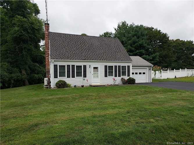 17 North Meadow Rd Old Saybrook, CT 06475