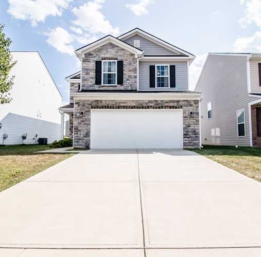 1911 Lakecrest Dr Columbus, IN 47201