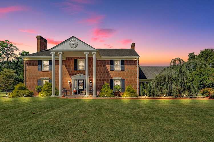 2435 Keagy Salem, VA 24153