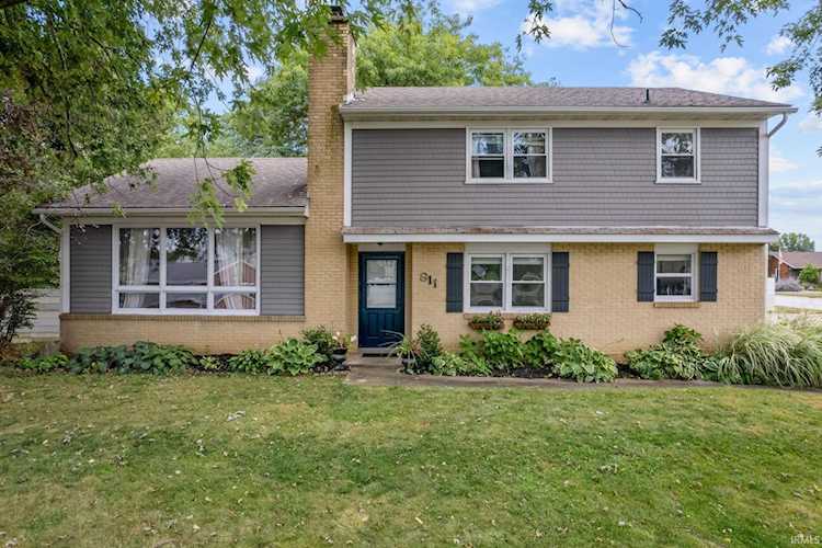 811 Elder Lane Winona Lake, IN 46590