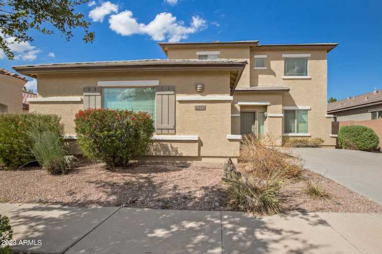954 E Cherry Hills Drive Chandler, AZ 85249