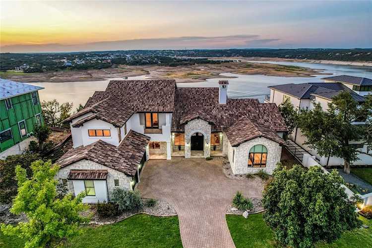 1208 Watercliffe DR Lago Vista, TX 78645