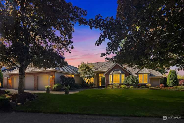 5649 125th St SW Mukilteo, WA 98275