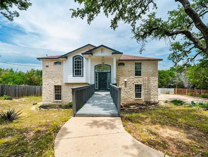 4504 Rimrock Lago Vista, TX 78645
