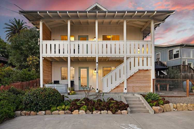 2474 Varley St Summerland, CA 93067