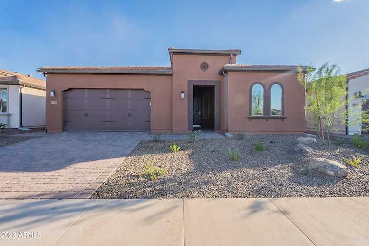 627 E Veterans Way Queen Creek, AZ 85140 | MLS 6605103 Photo 1