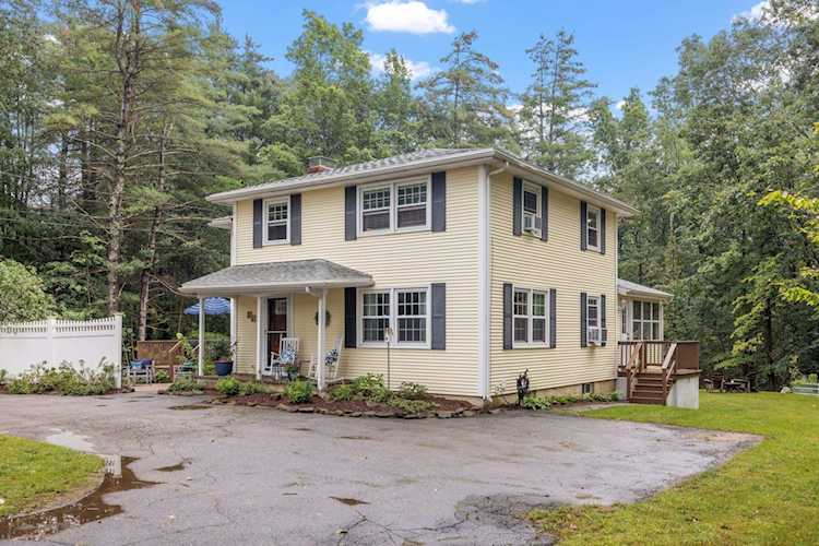 74 Tolend Rd Dover, NH 03820