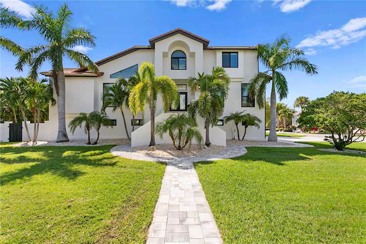 700 1st Ave S Tierra Verde, FL 33715