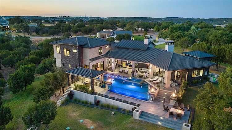 19204 Secretariat Place Spicewood, TX 78669