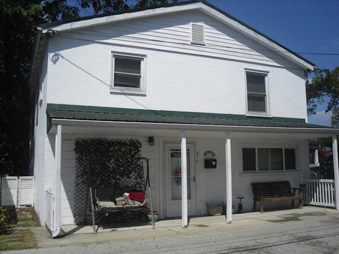614 Cheek St Frankfort, KY 40601