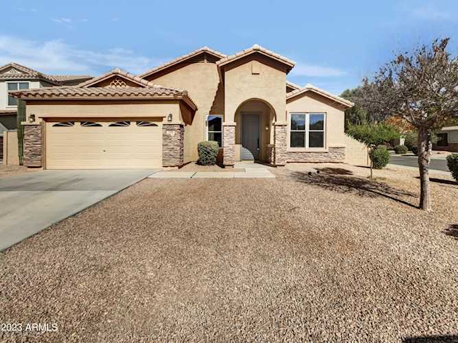 2398 E Renegade Trail San Tan Valley, AZ 85143