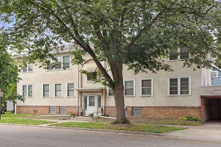 473 Howell Street S Saint Paul, MN 55105