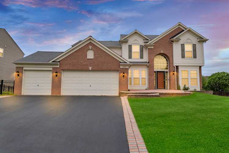 295 Crabapple St Bolingbrook, IL 60490