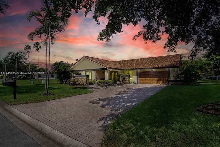 Address Withheld Coral Springs, FL 33071