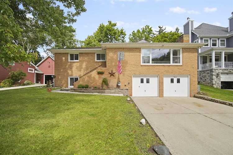 153 Van Buren St Chelsea, MI 48118