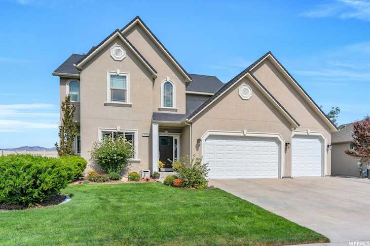 2262 S Colt Dr Saratoga Springs, UT 84045