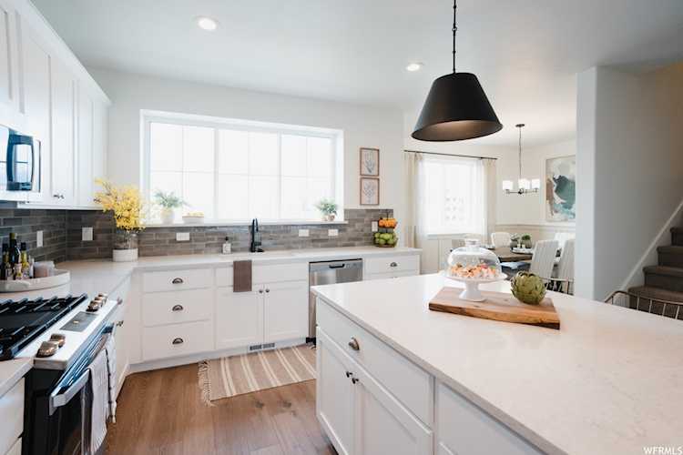 892 W 560 S American Fork, UT 84003