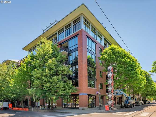 726 NW 11th AVE #310 Portland, OR 97209
