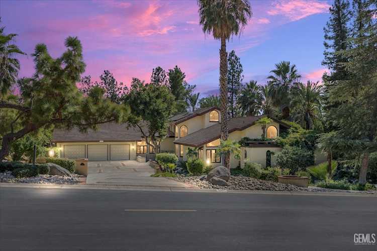 15301 Vista Grande Drive Bakersfield, CA 93306