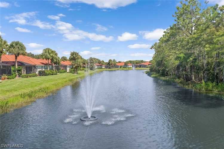 10221 Cape Roman Rd #102 Estero, FL 34135