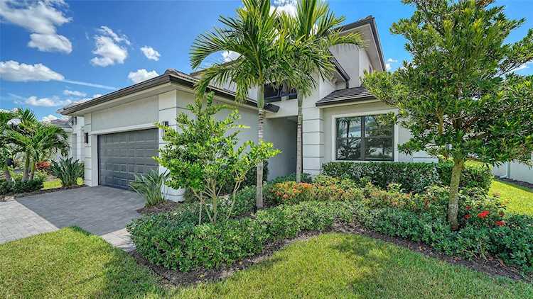 17222 Cresswind TERRACE Lakewood Ranch, FL 34211