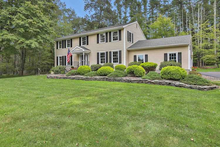 64 Ryan Dr West Hurley, NY 12491