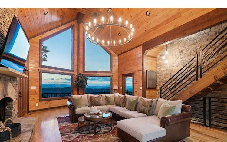 481 Deer Crest Overlook Blue Ridge, GA 30513