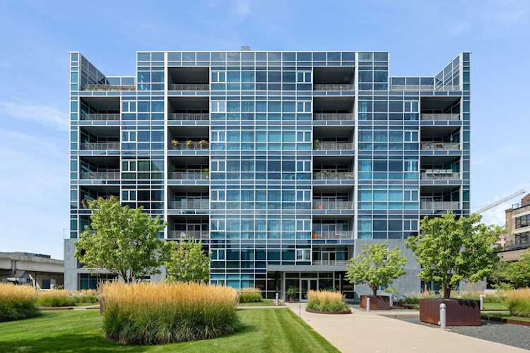 345 6th Avenue N #702 Minneapolis, MN 55401