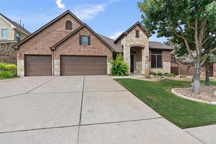 2613 Champions Corner DR Leander, TX 78641