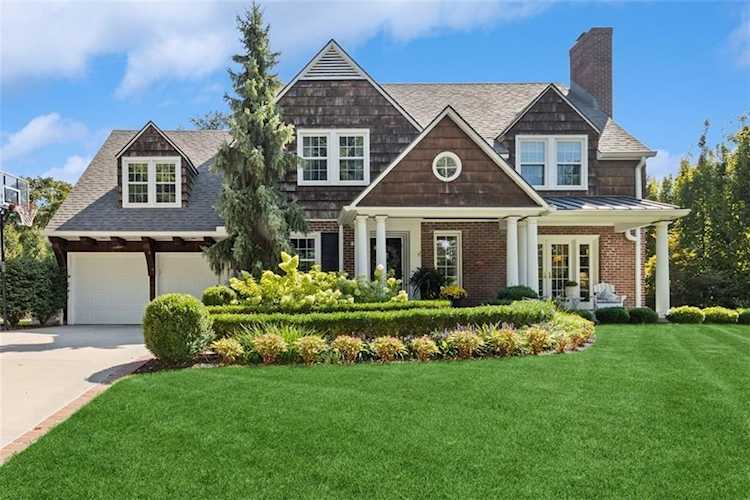 $1,695,000 - 6437 High Dr Mission Hills, KS 66208 - MLS ID 2453363 Photo 1