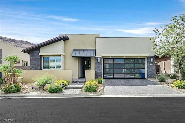 6017 Silvalde Ln Las Vegas, NV 89135