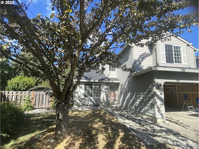 18318 SE 16th ST Vancouver, WA 98683