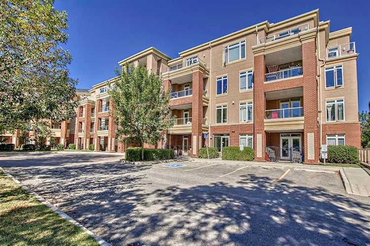 2 Hemlock Crescent SW #212 Calgary, AB T3C 2Z1