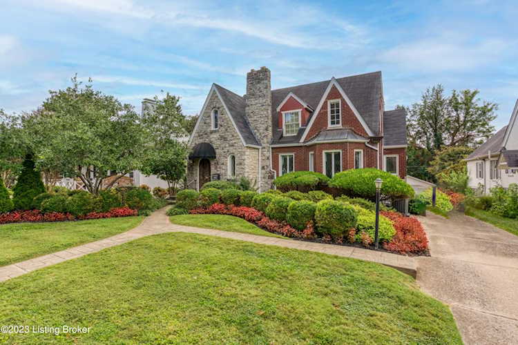 2904 Riedling Dr Louisville, KY 40206
