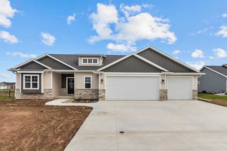 W6752 Shaylee Trl Greenville, Village of Greenville, WI 54942