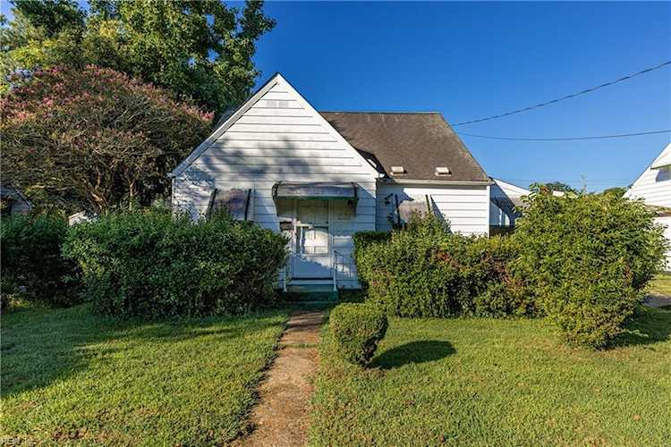 home for sale in Kent Park Norfolk VA 23509 - MLS 10503085 Photo 1