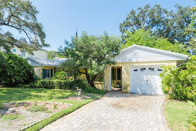 468 W Davis Blvd Tampa, FL 33606
