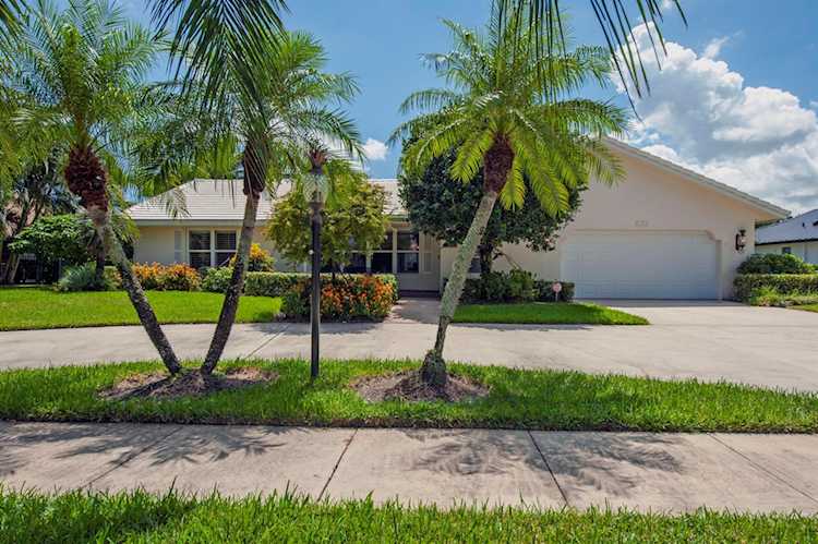 822 SW 35th Avenue Boynton Beach, FL 33435