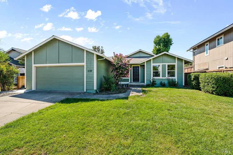 1137 Levine Drive Santa Rosa, CA 95401 | MLS 323909812 Photo 1