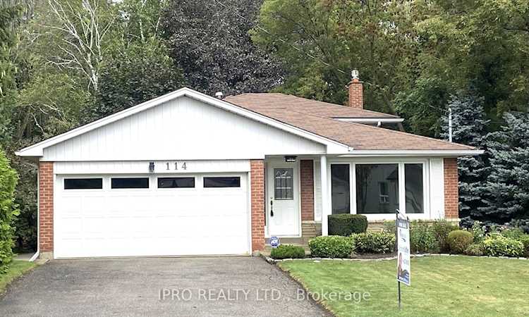 114 Clark Ave Markham, ON L3T 1S9