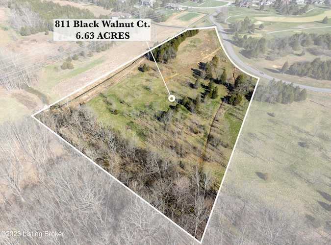811 Black Walnut Ct Louisville, KY 40245