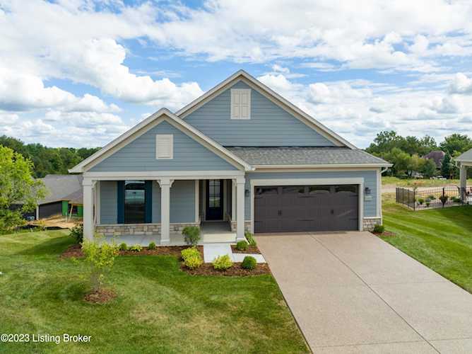 2000 Dressage Cir Louisville, KY 40245
