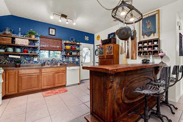 323 Lexington PASS Canyon Lake, TX 78133