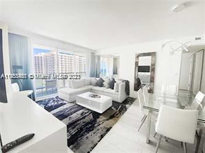3101 Bayshore Dr #1804 Fort Lauderdale, FL 33304