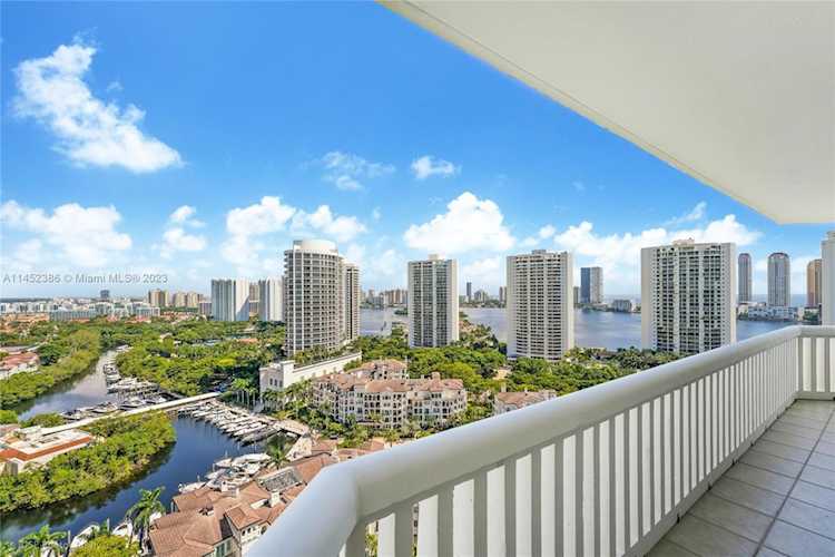 2000 Island Blvd #2201 Aventura, FL 33160