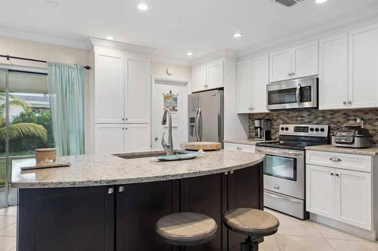 2720 SW 11th Court Boynton Beach, FL 33426